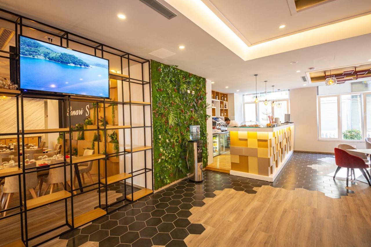 Ponari S Hotel Kryemedhej ภายนอก รูปภาพ
