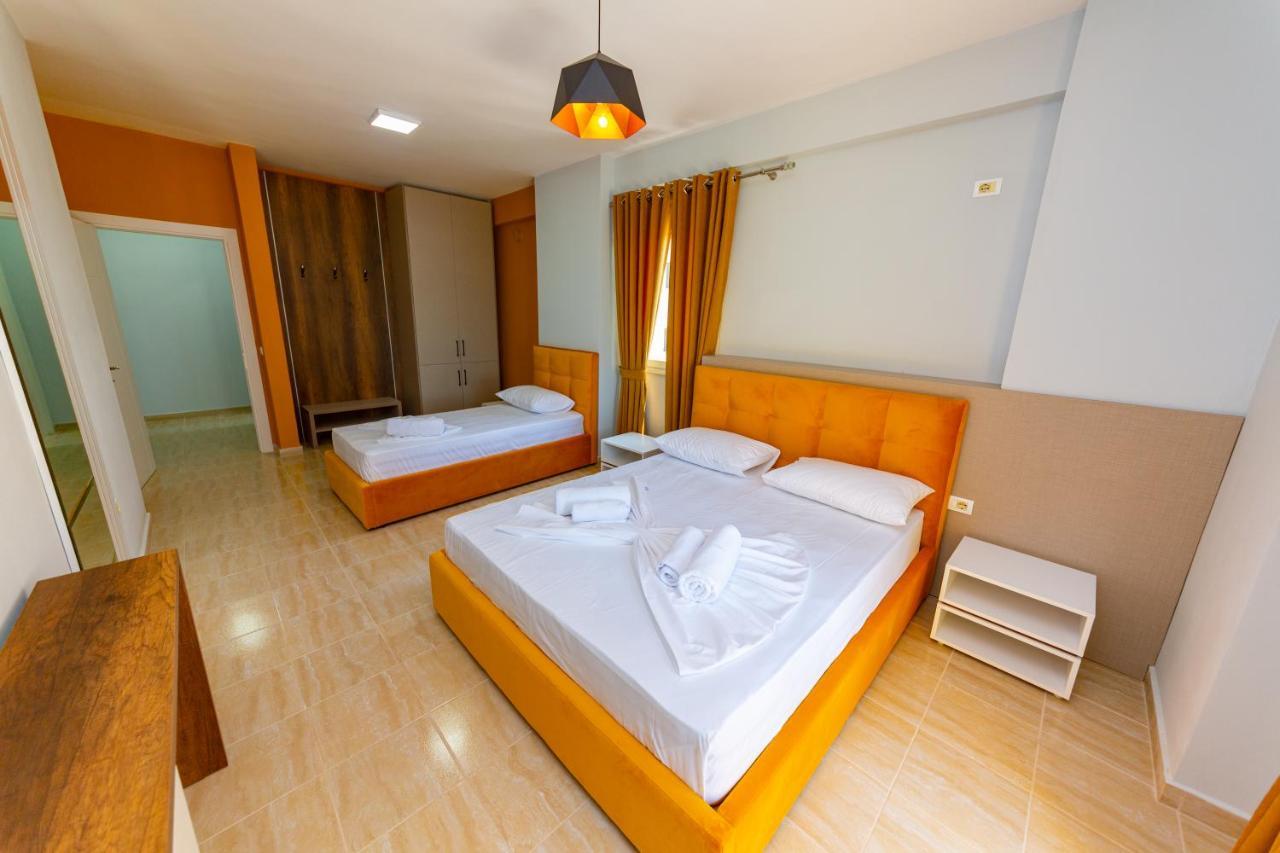 Ponari S Hotel Kryemedhej ภายนอก รูปภาพ