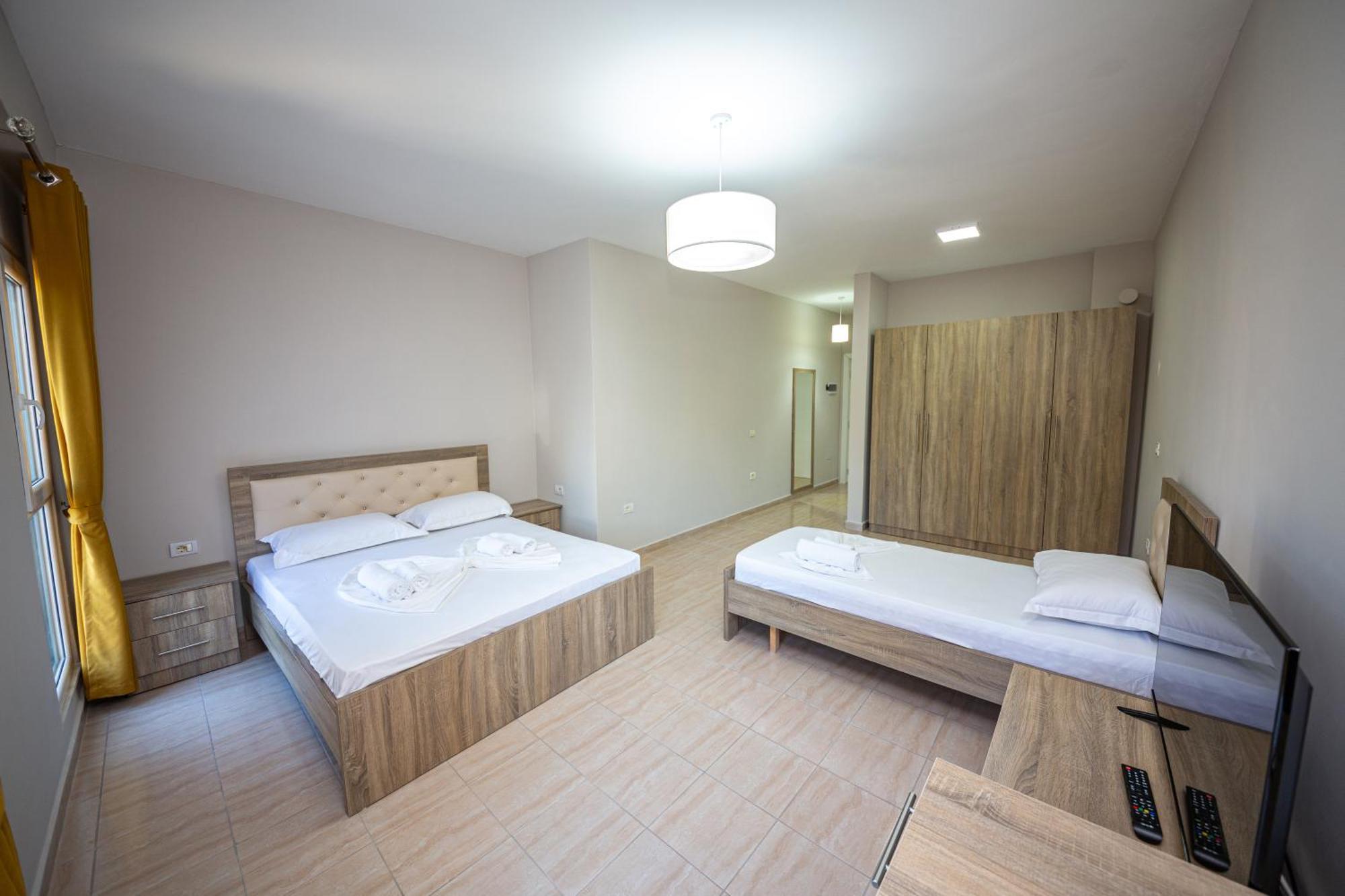 Ponari S Hotel Kryemedhej ห้อง รูปภาพ